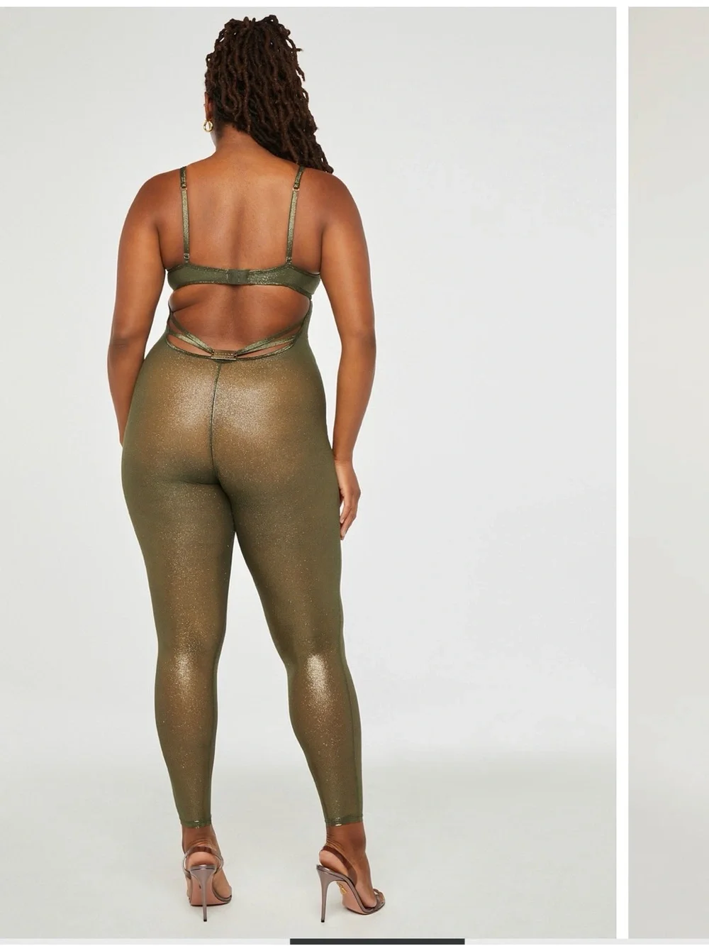 NWT - SAVAGE X FENTY GOING PLATINUM MESH CROTCHLESS CATSUIT